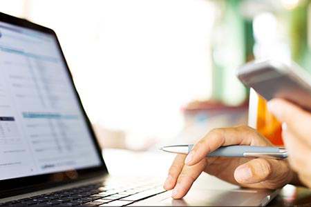 信管家恒指675美金